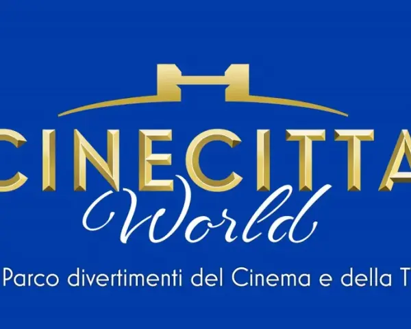 Logo di Cinecittà World, il parco divertimenti del cinema e della TV. Scopri come arrivare per un'avventura indimenticabile!
