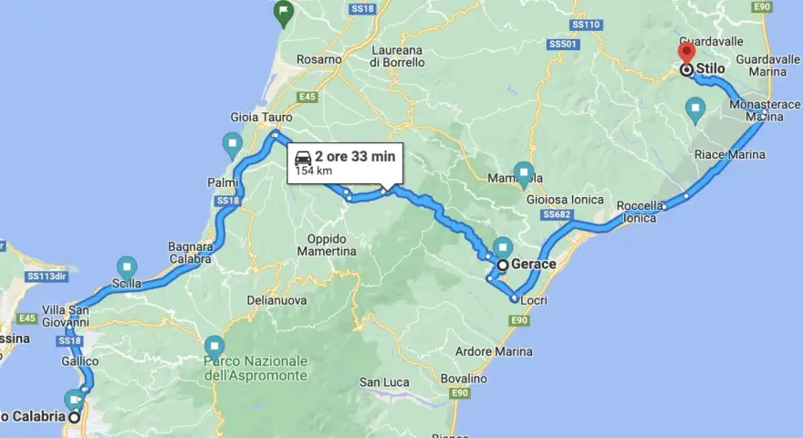 Mappa del percorso da Napoli a Reggio Calabria, con la **autostrada Napoli Reggio Calabria** evidenziata. Il viaggio dura 2 ore e 33 minuti per 154 km.