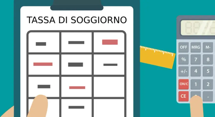 Calcolo della tassa di soggiorno: un foglio con una tabella, una calcolatrice e un righello spiegano perché si paga la tassa di soggiorno.