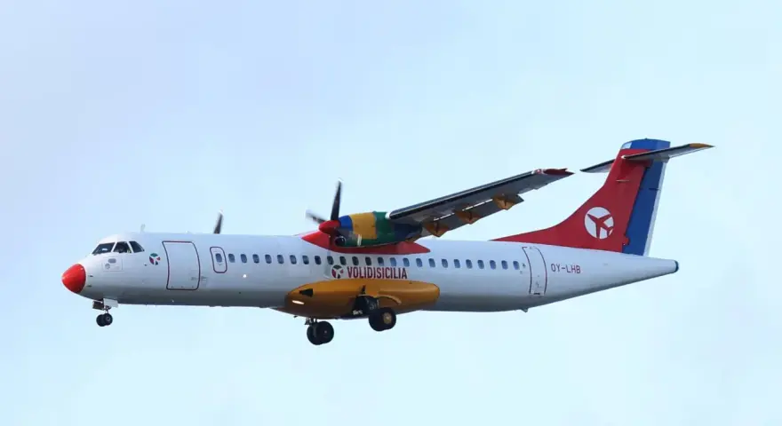 Aereo Volidisicilia in volo, un esempio di come le migliori compagnie aeree collegano le destinazioni.